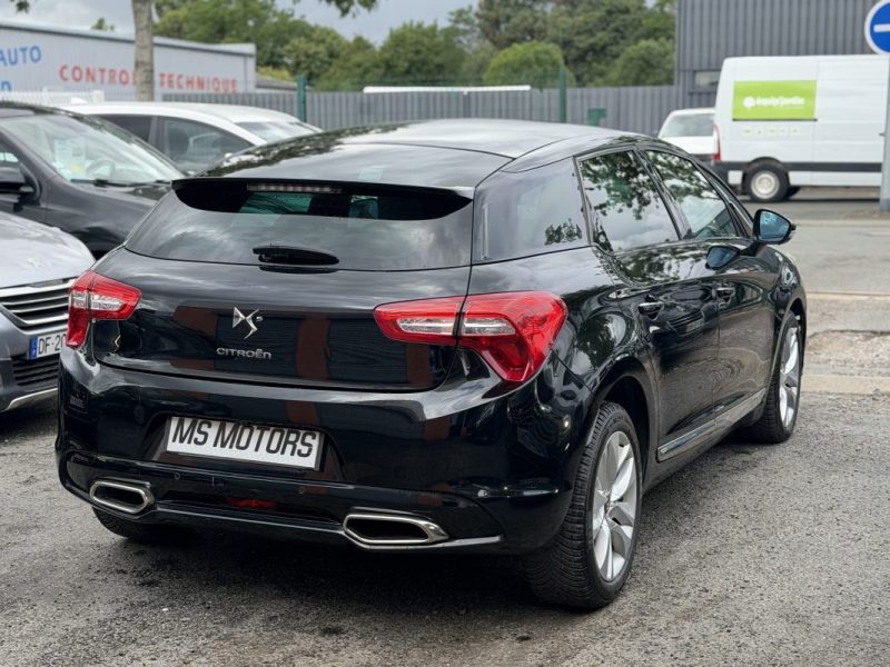 CITROËN DS5 2.0 HDI 163 cv - GARANTIE 12 mois - Sport Chic
