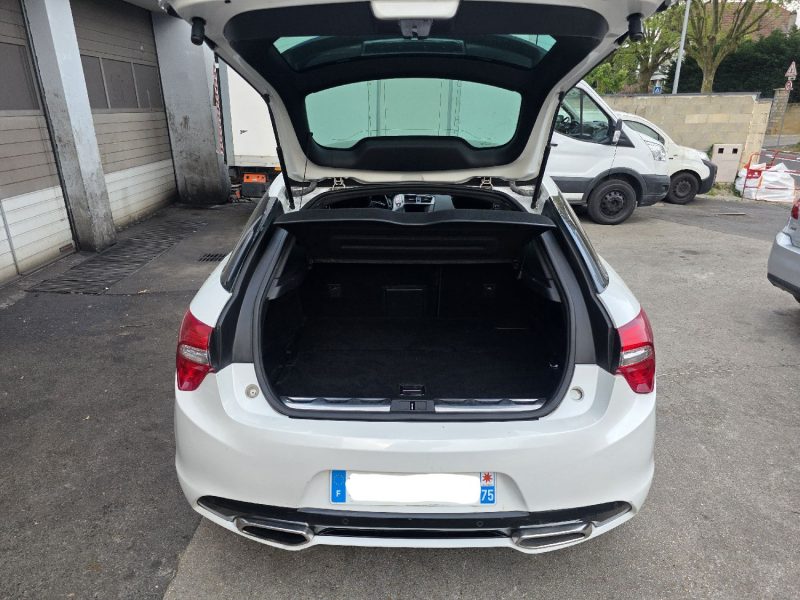 CITROEN DS5 HYBRID4 2.0 HDI SO CHIC ETG6