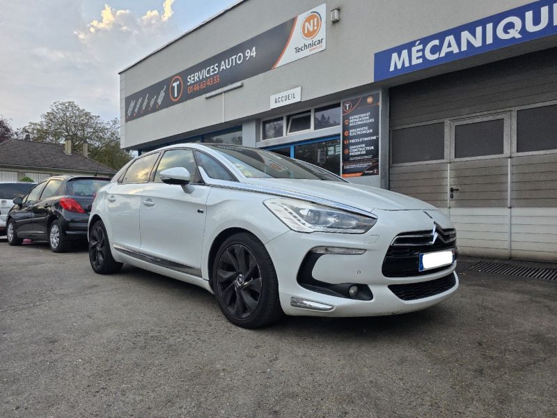 CITROEN DS5 HYBRID4 2.0 HDI SO CHIC ETG6