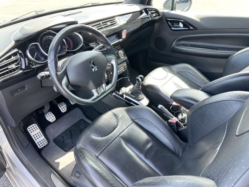 CITROEN DS3 1.6 THP 150 SPORT CHIC 2010 REVISEE & GARANTIE