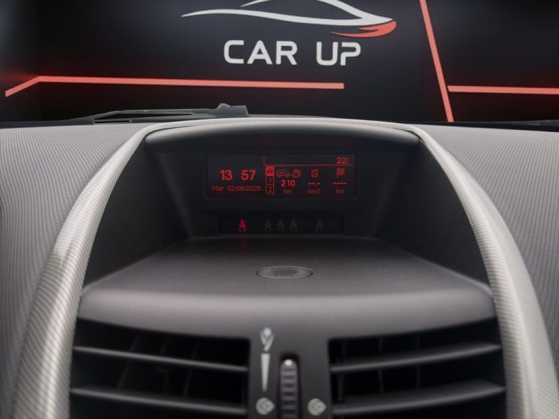 PEUGEOT 207 1.6 VTI 120 cv Executive - 56 000 km -