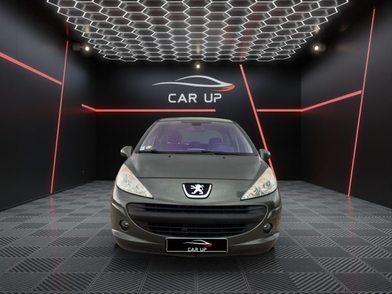 PEUGEOT 207 1.6 VTI 120 cv Executive - 56 000 km -