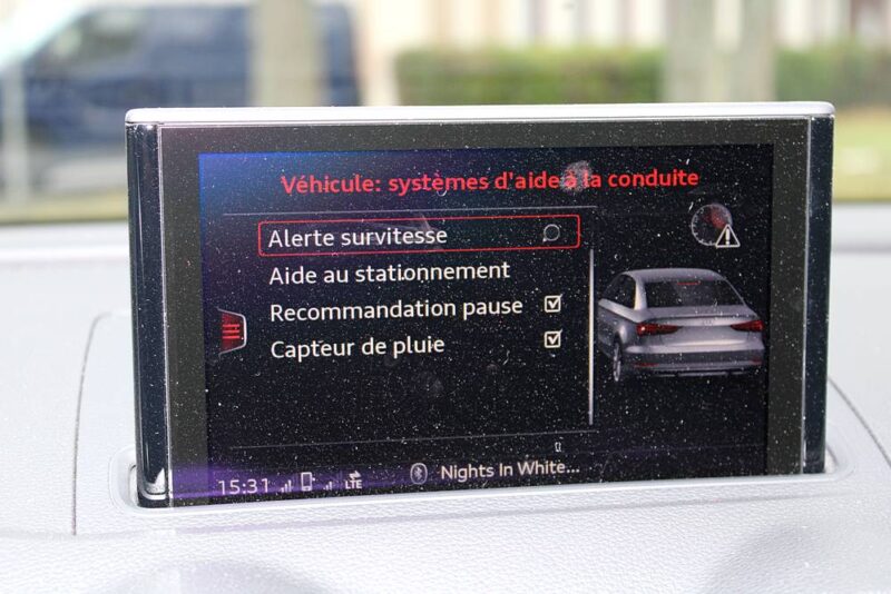AUDI A3 BERLINE 30 TFSI DESIGN LUXE S LINE