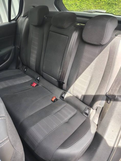Peugeot 308 Allure Business – 74 500 km – Caméra recul / Attelage