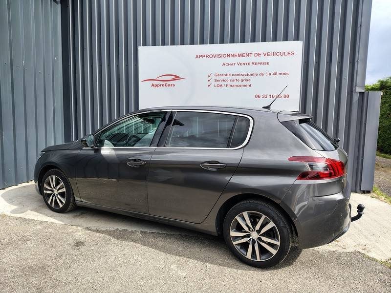 Peugeot 308 Allure Business – 74 500 km – Caméra recul / Attelage