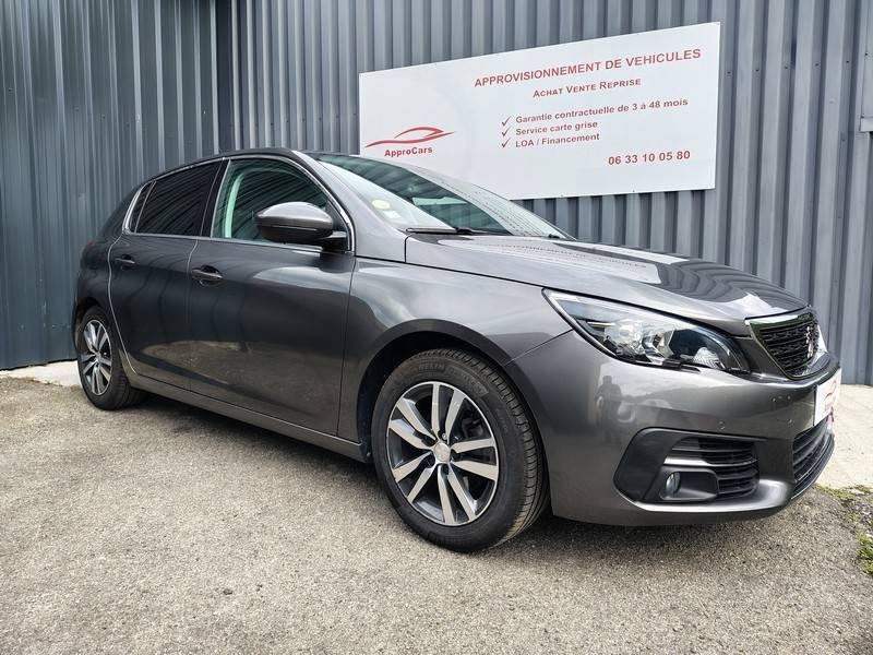 Peugeot 308 Allure Business – 74 500 km – Caméra recul / Attelage