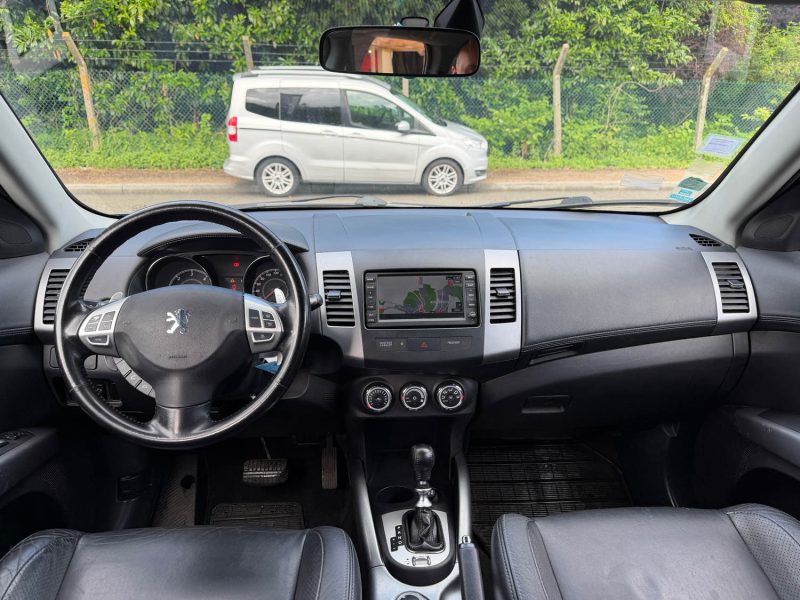Peugeot 4007 2.2 HDi 156ch Féline DCS6 7 Places | Sièges chauffants | GPS