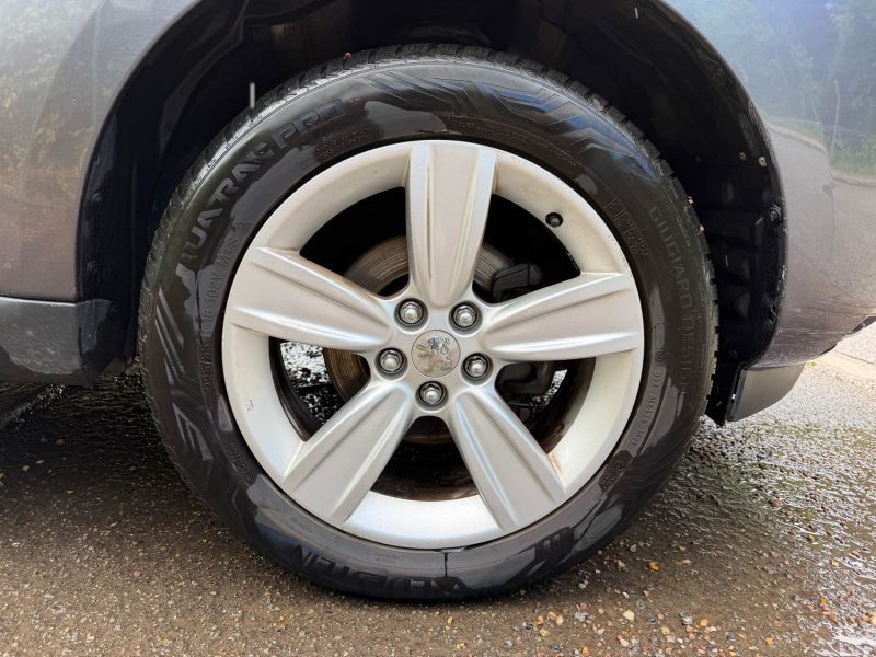 Peugeot 4007 2.2 HDi 156ch Féline DCS6 7 Places | Sièges chauffants | GPS