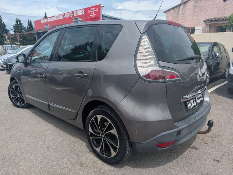 RENAULT SCENICIII 1.6 DCI 130 BOSE ENTRETIEN EXCLUSIF RENAULT  EXCELLENT ETAT GARANTIE 12 MOIS