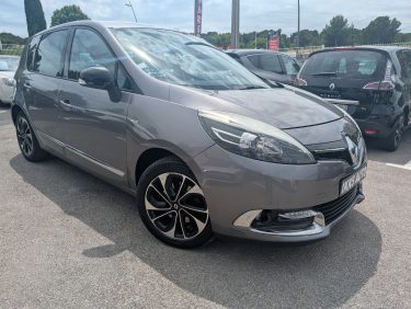 RENAULT SCENICIII 1.6 DCI 130 BOSE ENTRETIEN EXCLUSIF RENAULT  EXCELLENT ETAT GARANTIE 12 MOIS