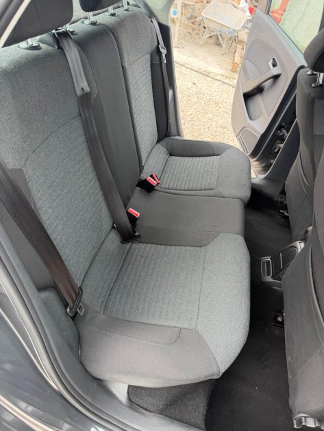VOLKSWAGEN POLO V 1.6 TDI 1.6 105 CV TREND  2011