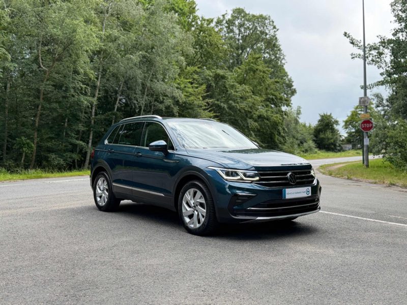 VOLKSWAGEN TIGUAN 2.0 TDI 150 ELEGANCE DSG 02/2023