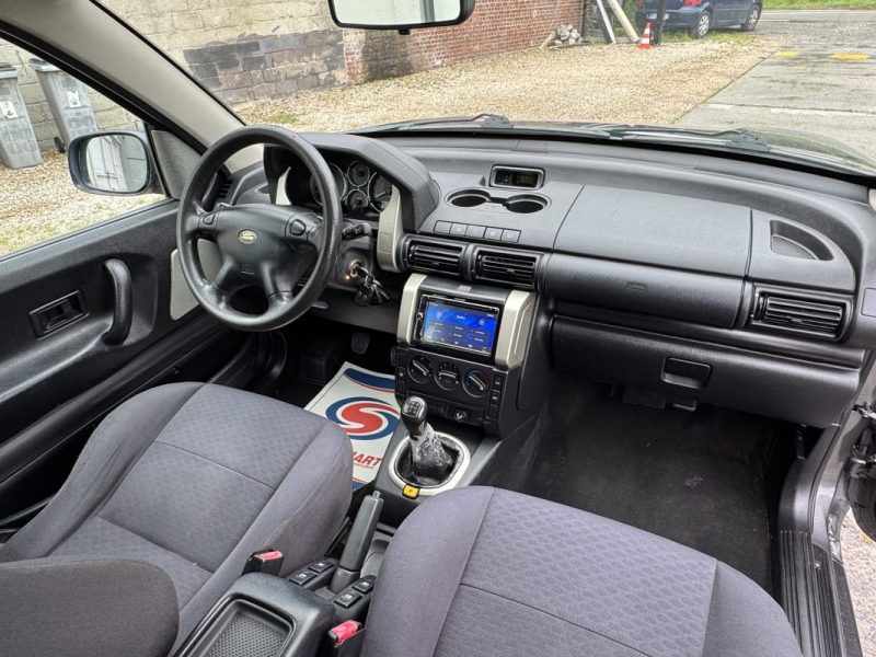LAND ROVER FREELANDER 2.0 TD4 4x4 PACK S CLIM/TOIT 184000Km