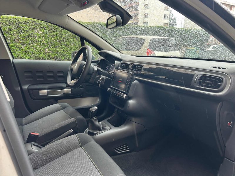 CITROEN C3 1.2 83CH 2 PLACES PRIX TTC : 4990 € PRIX HT : 4158 €