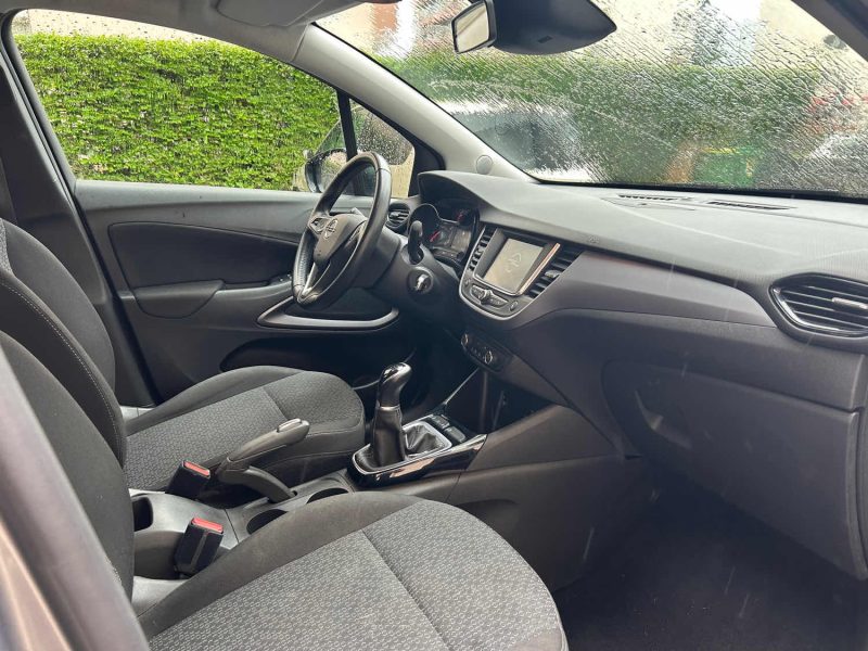 OPEL CROSSLAND 1.2 83 EDITION 06/2022 PRIX TTC : 8490 € PRIX HT : 7075 € 