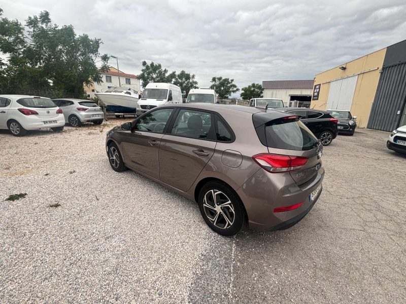 HYUNDAI I30  2022