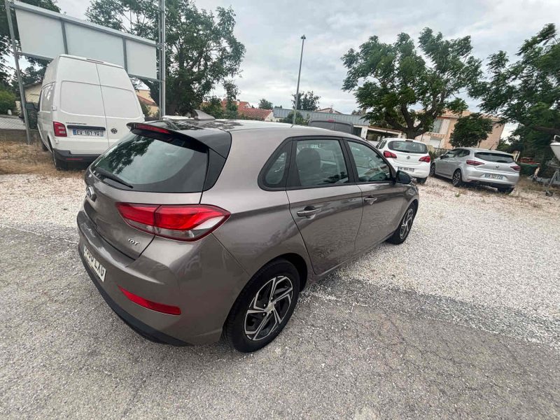 HYUNDAI I30  2022
