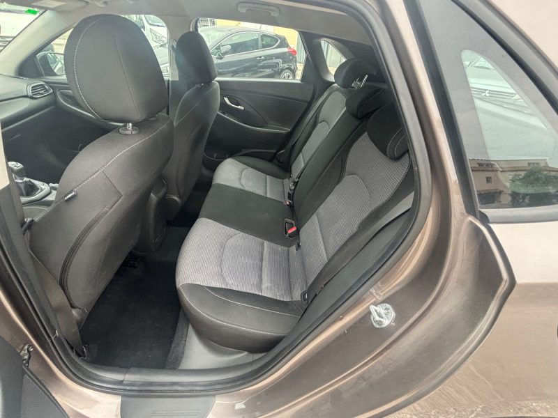 HYUNDAI I30  2022
