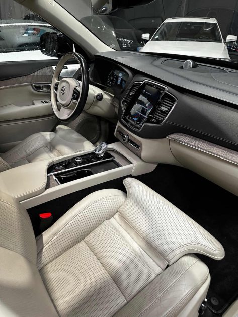 MAGNIFIQUE VOLVO XC90 7 PLACES 303 CH + 87 CH INSCRIPTION LUXE (SONO BOWERS ET WILKINS,TOIT OUVRANT)