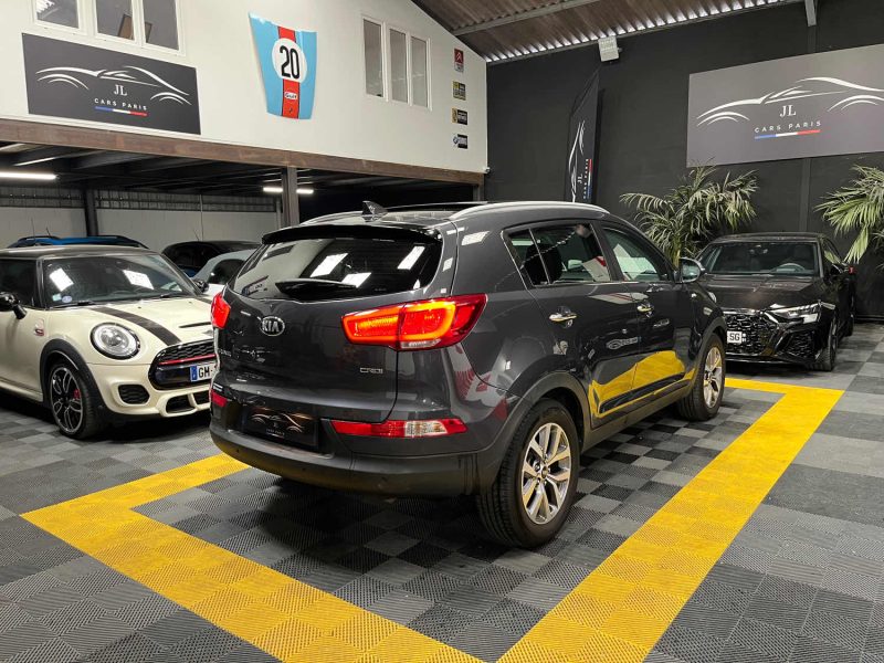 MAGNIFIQUE KIA SPORTAGE 2.0 CRDI 136 CH  (CAMÉRA DE RECUL, BLUETOOTH, TOIT OUVRANT) ⭐️⭐️⭐️⭐️⭐️