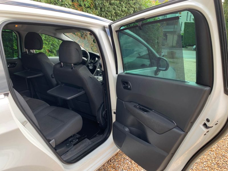 PEUGEOT 5008 PE43176 2016