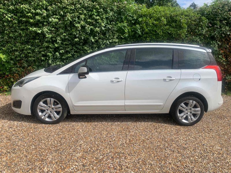 PEUGEOT 5008 PE43176 2016