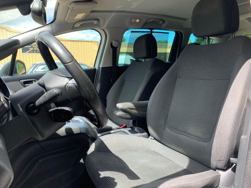PEUGEOT 5008 PE43176 2016