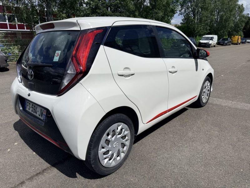 TOYOTA AYGO II ÉDITION LIMITÉ 1.0 VVT-I 72 X PH2 PREMIÈRE MAIN 