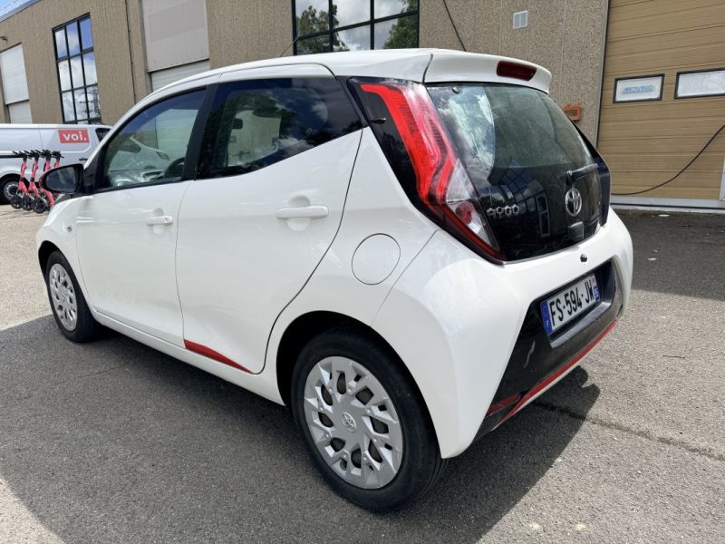 TOYOTA AYGO II ÉDITION LIMITÉ 1.0 VVT-I 72 X PH2 PREMIÈRE MAIN 