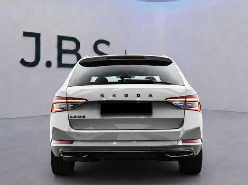 SKODA SUPERB COMBI SUPERB COMBI 2024