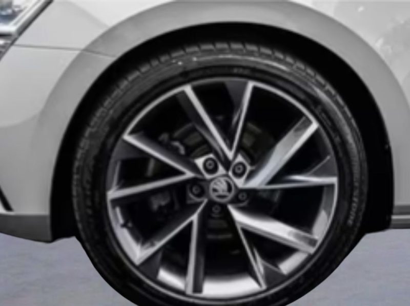 SKODA SUPERB COMBI SUPERB COMBI 2024