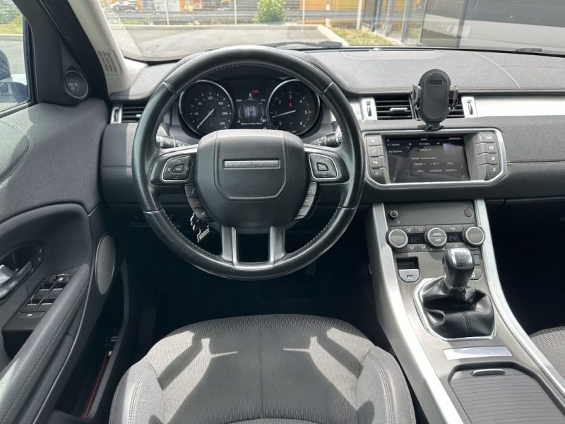 LAND ROVER RR EVOQUE 2.0 TD4 150 PURE MARK III E-CAPABILITY 2015 REVISEE & GARANTIE