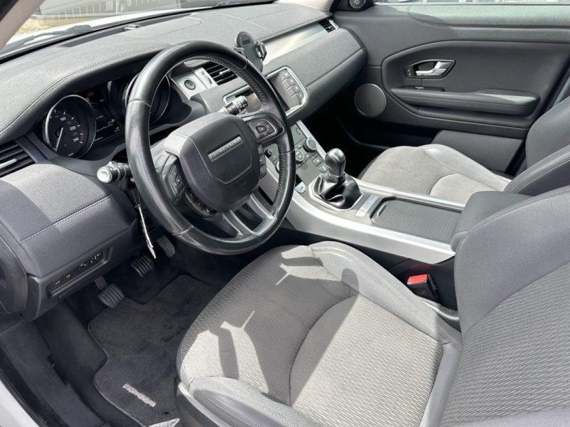 LAND ROVER RR EVOQUE 2.0 TD4 150 PURE MARK III E-CAPABILITY 2015 REVISEE & GARANTIE