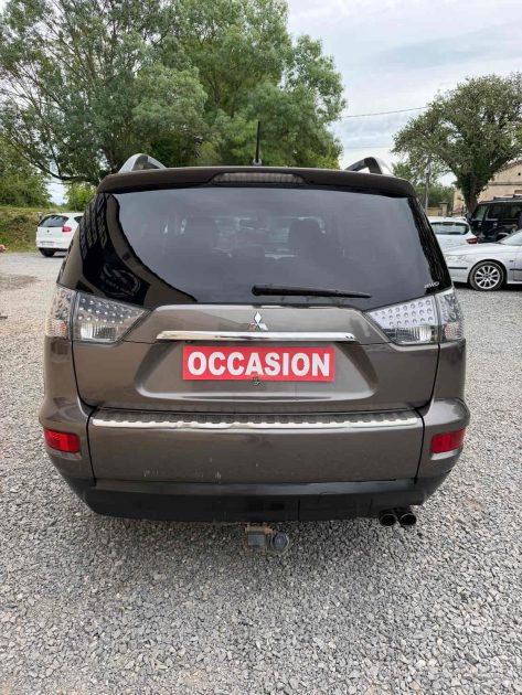 🏔️ Mitsubishi Outlander –2.2 DID 177cv INVITE+ Toutes options 4x4