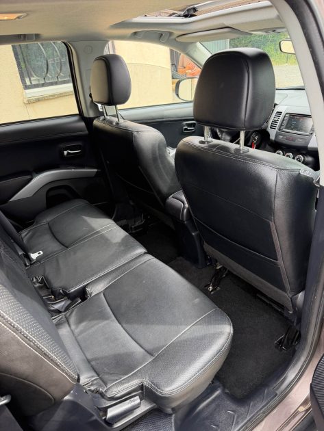 🏔️ Mitsubishi Outlander –2.2 DID 177cv INVITE+ Toutes options 4x4