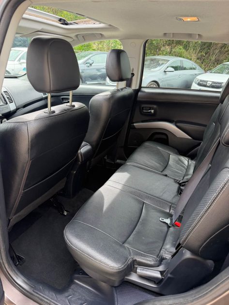 🏔️ Mitsubishi Outlander –2.2 DID 177cv INVITE+ Toutes options 4x4