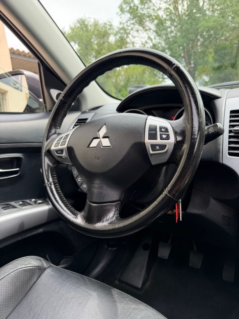 🏔️ Mitsubishi Outlander –2.2 DID 177cv INVITE+ Toutes options 4x4