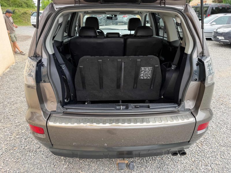 🏔️ Mitsubishi Outlander –2.2 DID 177cv INVITE+ Toutes options 4x4