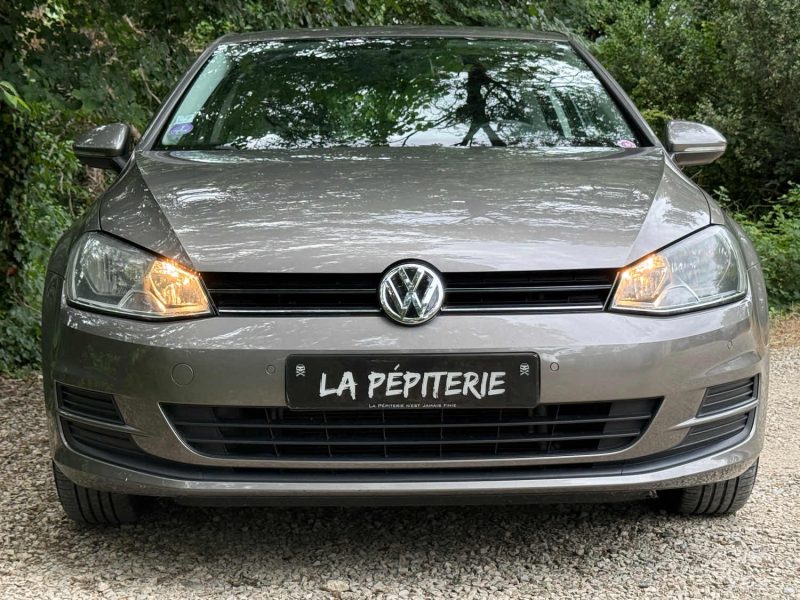 VOLKSWAGEN GOLF VII 1.2 TSI 110 TRENDLINE DSG7 3P 