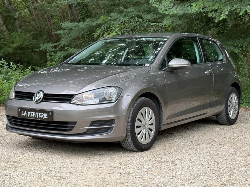 VOLKSWAGEN GOLF VII 1.2 TSI 110 TRENDLINE DSG7 3P 