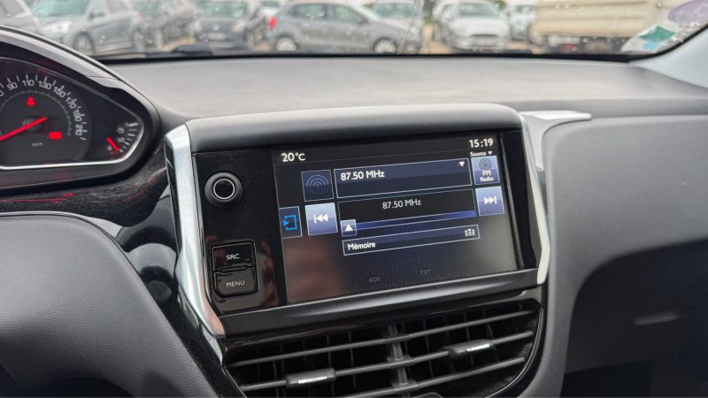 PEUGEOT 208 1.2 82 CV E THP  ACTIVE    2014