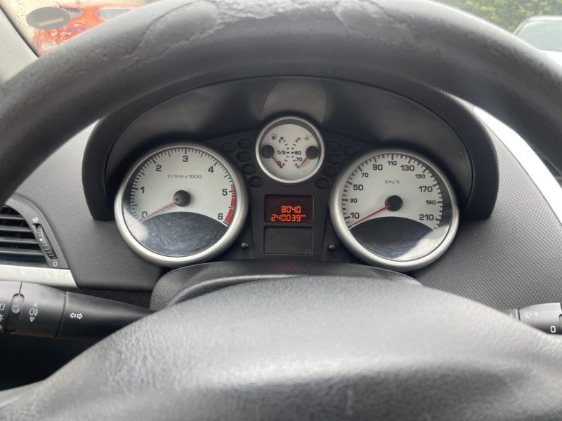 PEUGEOT 207 1.4 HDI 70 TRENDY CT OK CLIM GARANTIE 