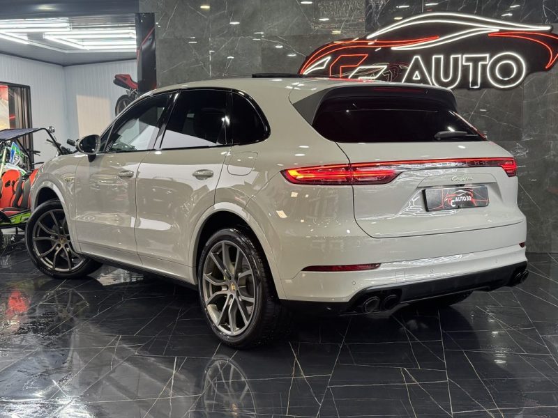 PORSCHE CAYENNE 3.0 V6 E-HYBRID 2020 Porsche Aprouved