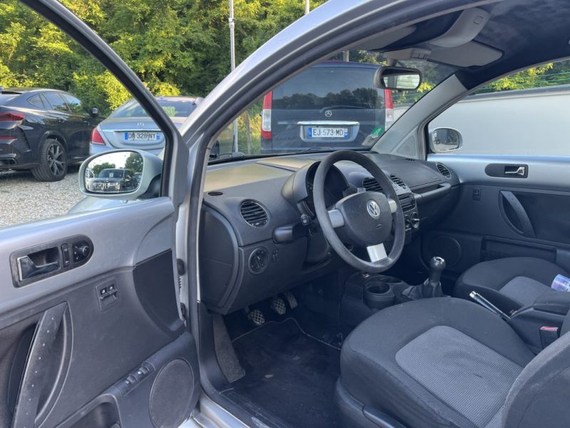 VOLKSWAGEN NEW BEETLE 1.9 TDI 105 ch