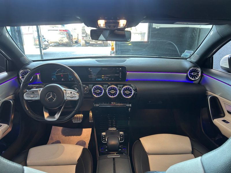 MERCEDES CLASSE A200 AMG LINE 