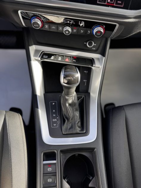 AUDI Q3 AUDI Q3 2.0 TDI 150 S TRONIC AMBITION / AMBIENTE – 2020 2020