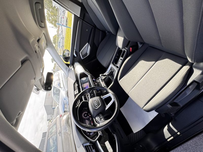 AUDI Q3 AUDI Q3 2.0 TDI 150 S TRONIC AMBITION / AMBIENTE – 2020 2020