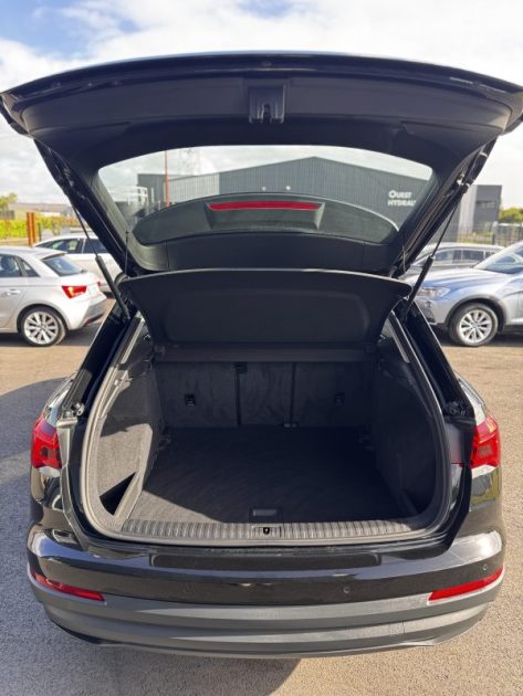 AUDI Q3 AUDI Q3 2.0 TDI 150 S TRONIC AMBITION / AMBIENTE – 2020 2020