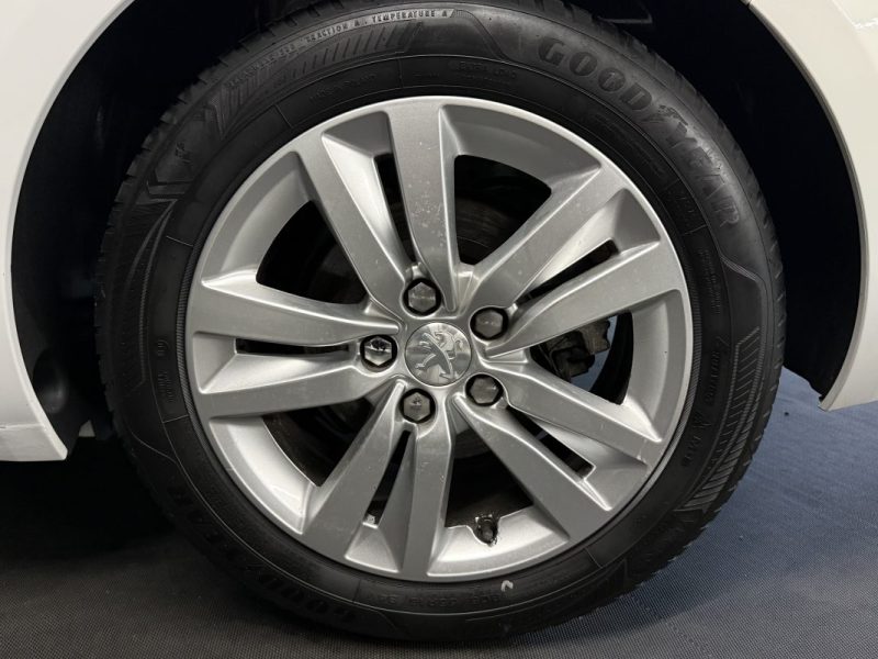PEUGEOT 308 II SW 1.6 BlueHDi 120 ch Active Business EAT6