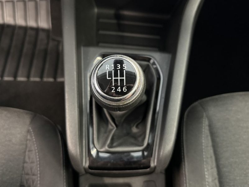 RENAULT CLIO V 1.0 TCe 90 ch 21N Business - CARPLAY - RADARS